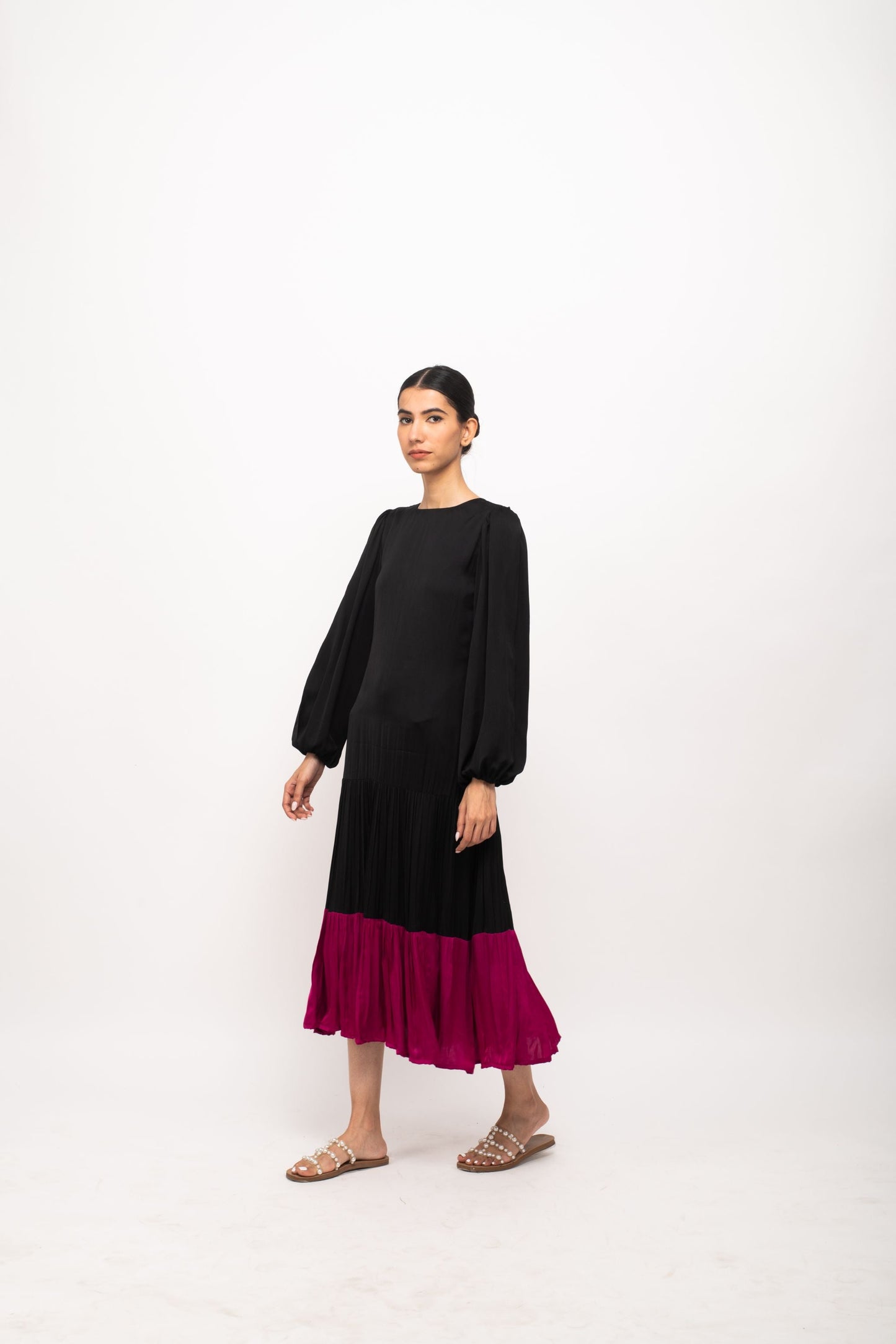 Black-Wine Gather Maxi Dress