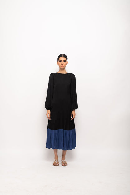 Black-Blue Gather Maxi Dress