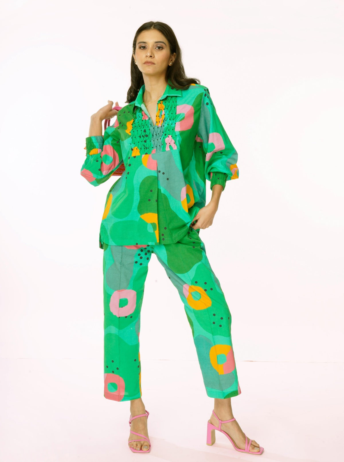 Bee Co-ord Set (Green Print)